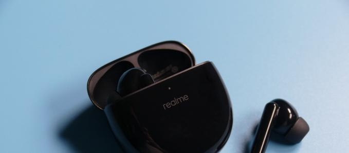 給安靜以時間realme Buds Air Pro TWS無線降噪耳機上手測評
